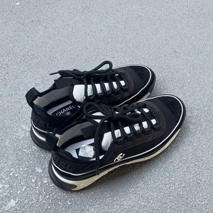ADDITIONAL PHOTOS CHANEL Sneakers size 37